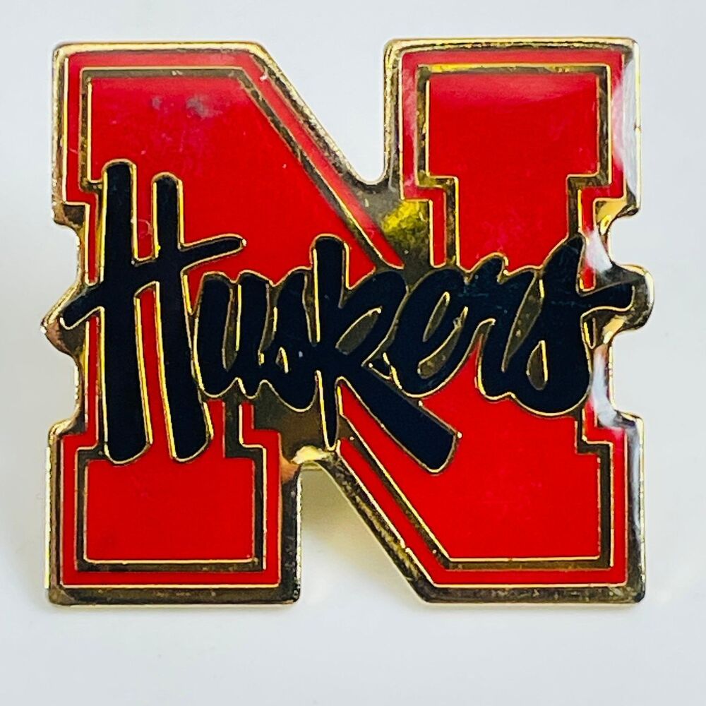 VTG Nebraska Cornhuskers Red Pinback Button Huskers Logo1" N Shape Hat Pin